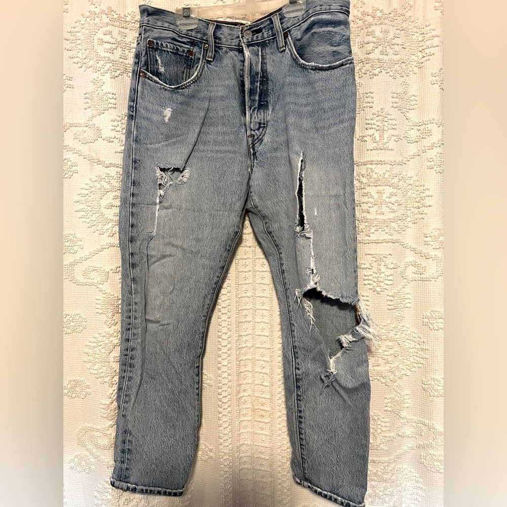 Destroyed Levi's 501